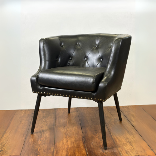 Black Chesterfield Tub Seat