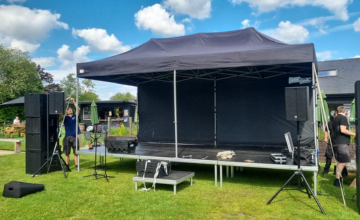 comnunity stage gazebo hire